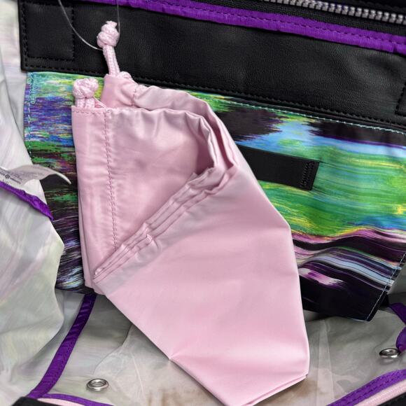 Lululemon NWT Multi-colored Summer Lovin' Tote - Picture 11 of 12